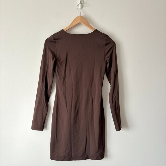 Aritzia Babaton Contour Crew Long Sleeve Mini Dress Scoop Neck Rich Mocha Brown - Picture 6 of 8